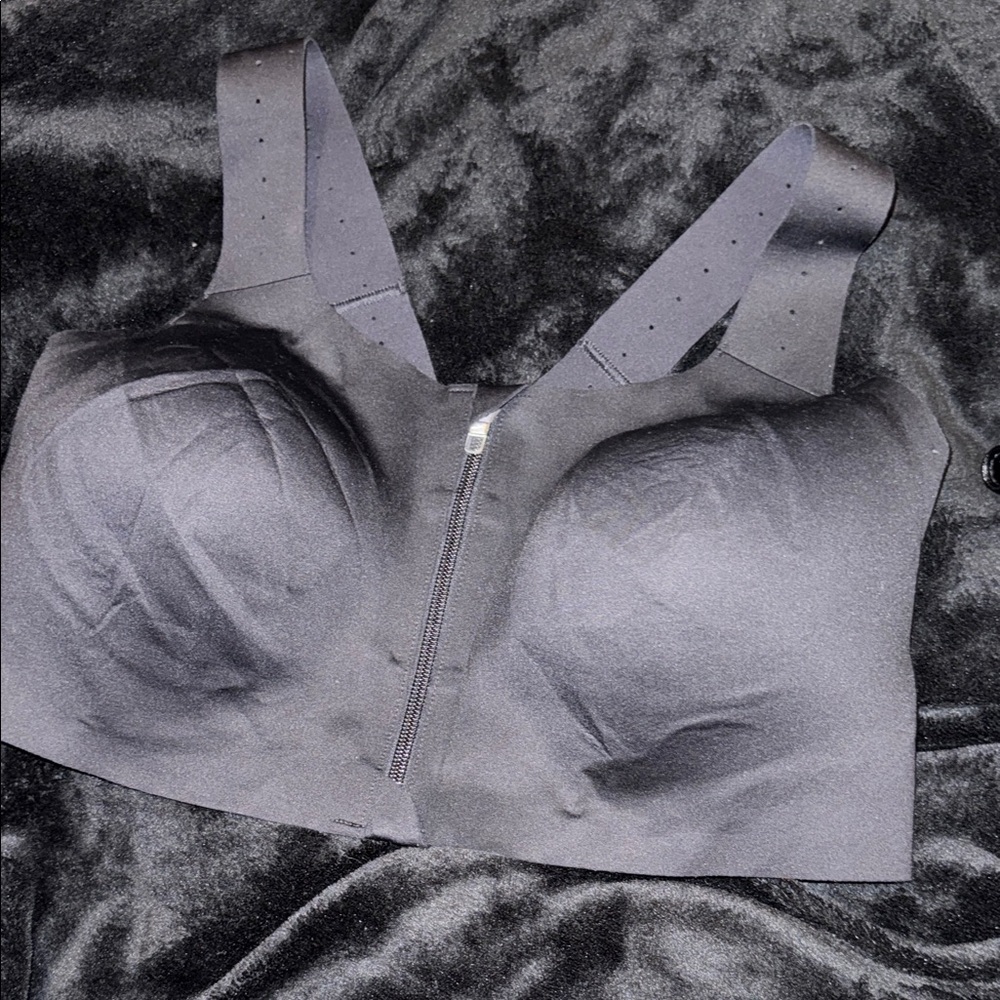 Brooks Black Zip-Front Sports Bra